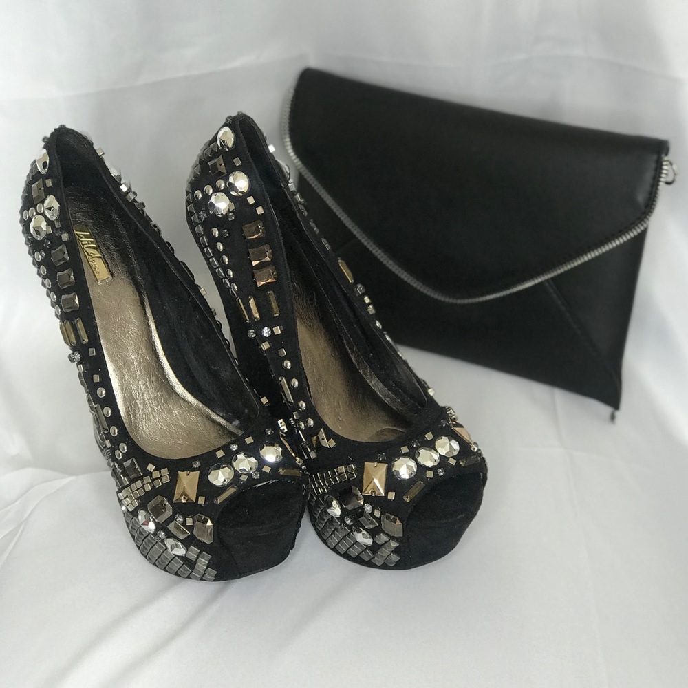 Worn Wild Pair Wedges Size 11